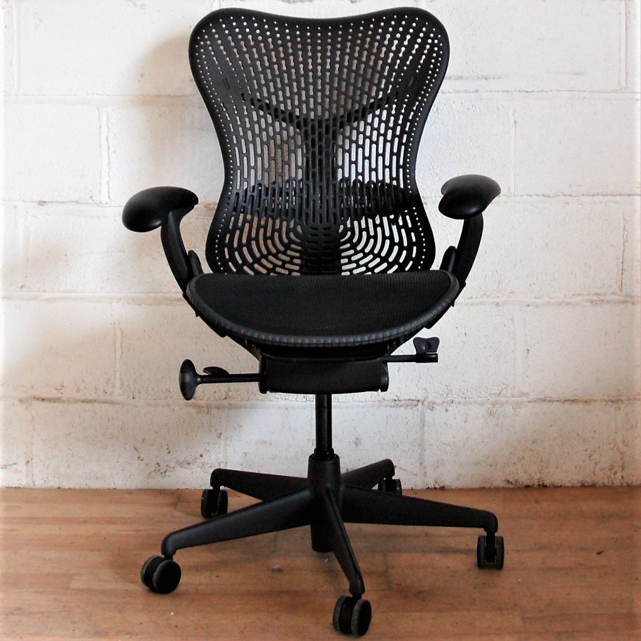 HERMAN MILLER Mirra Task Chair 2145 | Allard Office Furniture