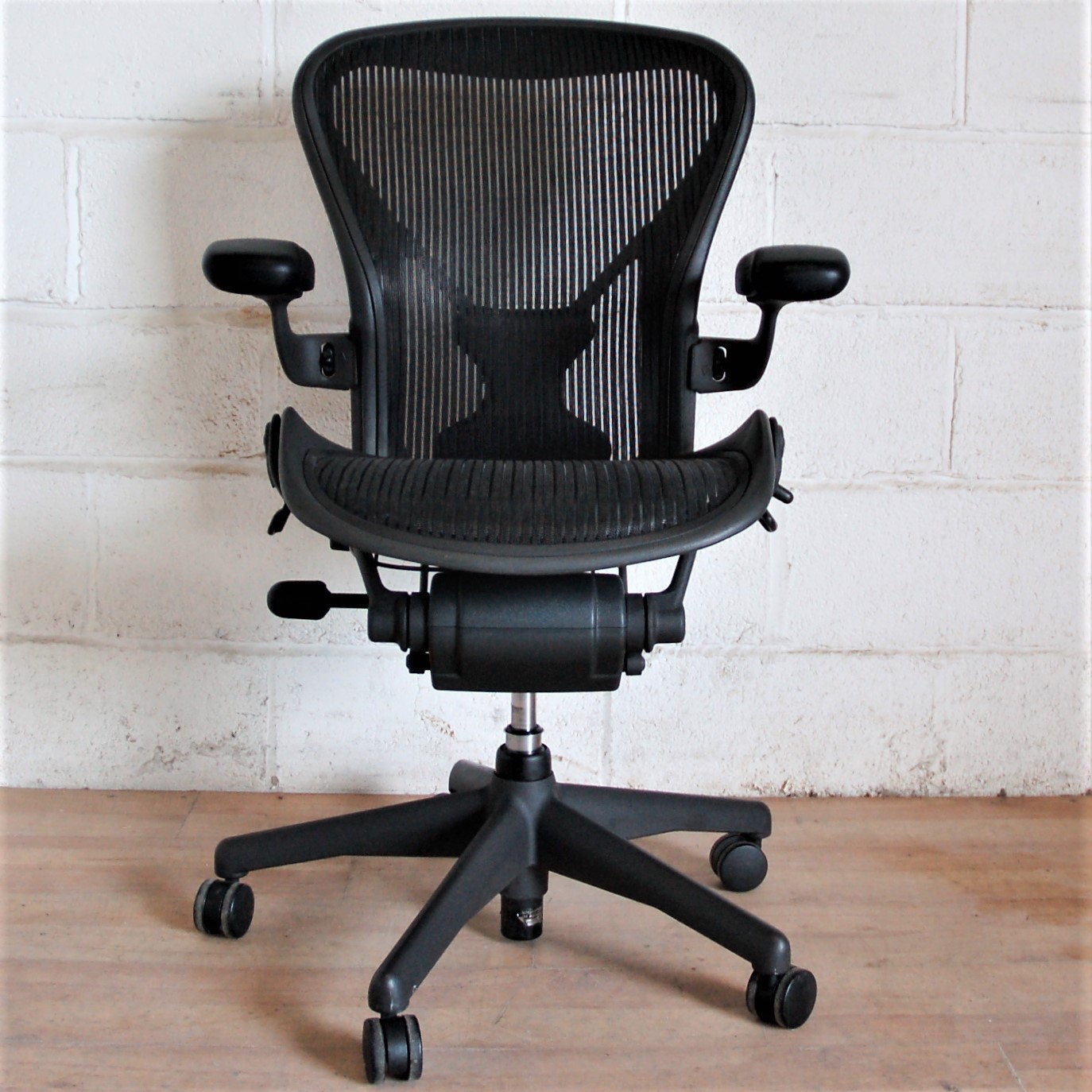 Кресло для компьютера herman miller - 95 фото