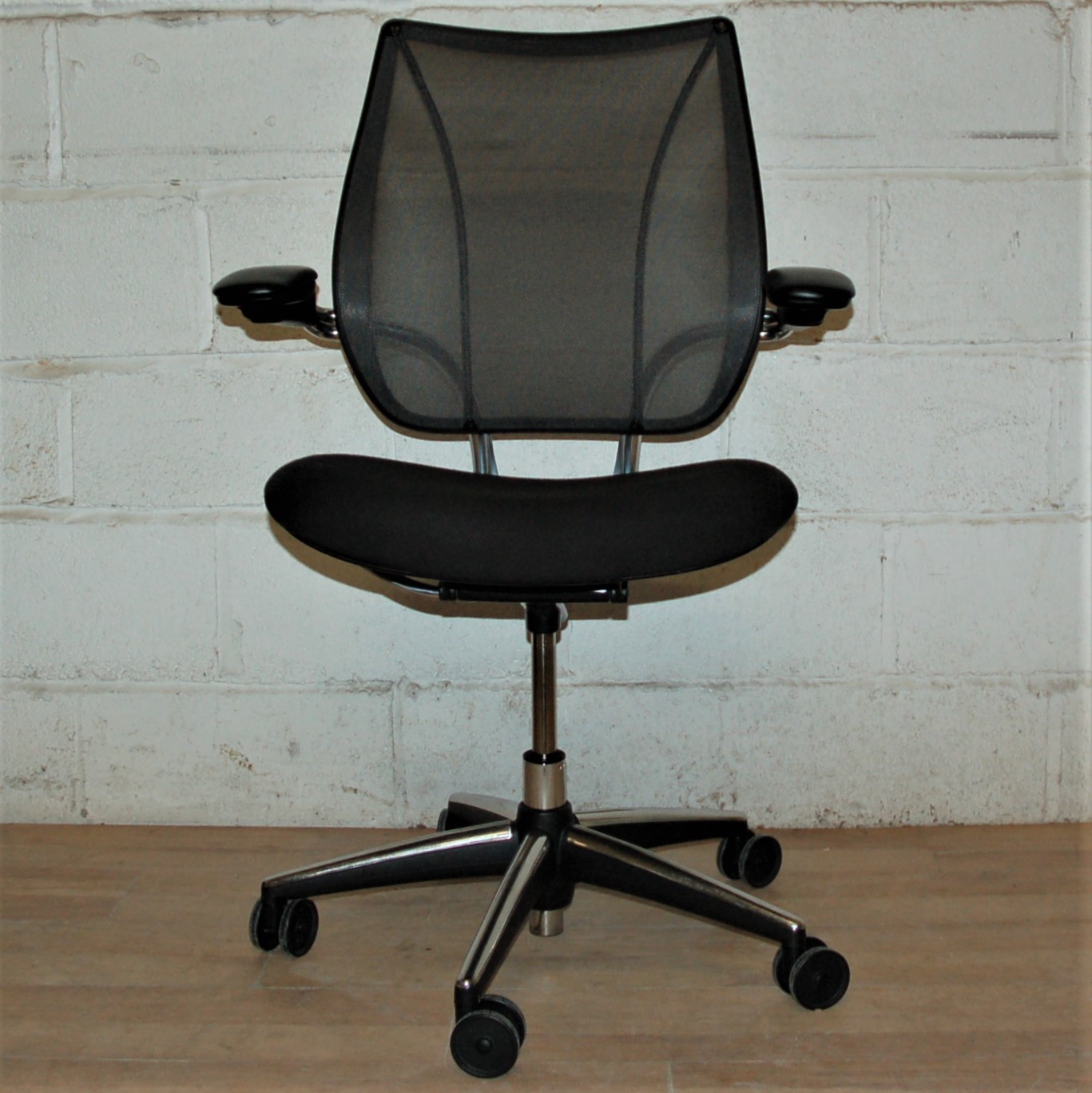 humanscale dom task office chairs